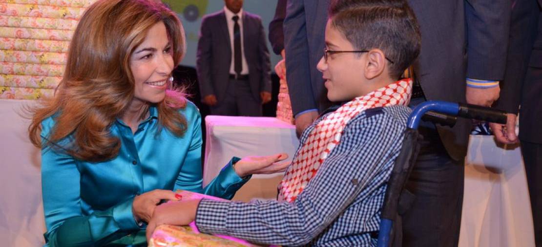The King Hussein Cancer Foundation and Center celebrates the graduation of students from the Back to School Program for the academic year 2013/2014 (Arabic)